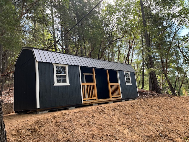 Center Porch Lofted Barn