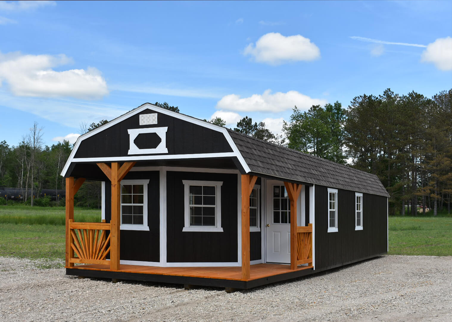 Deluxe Porch Lofted Barn 2