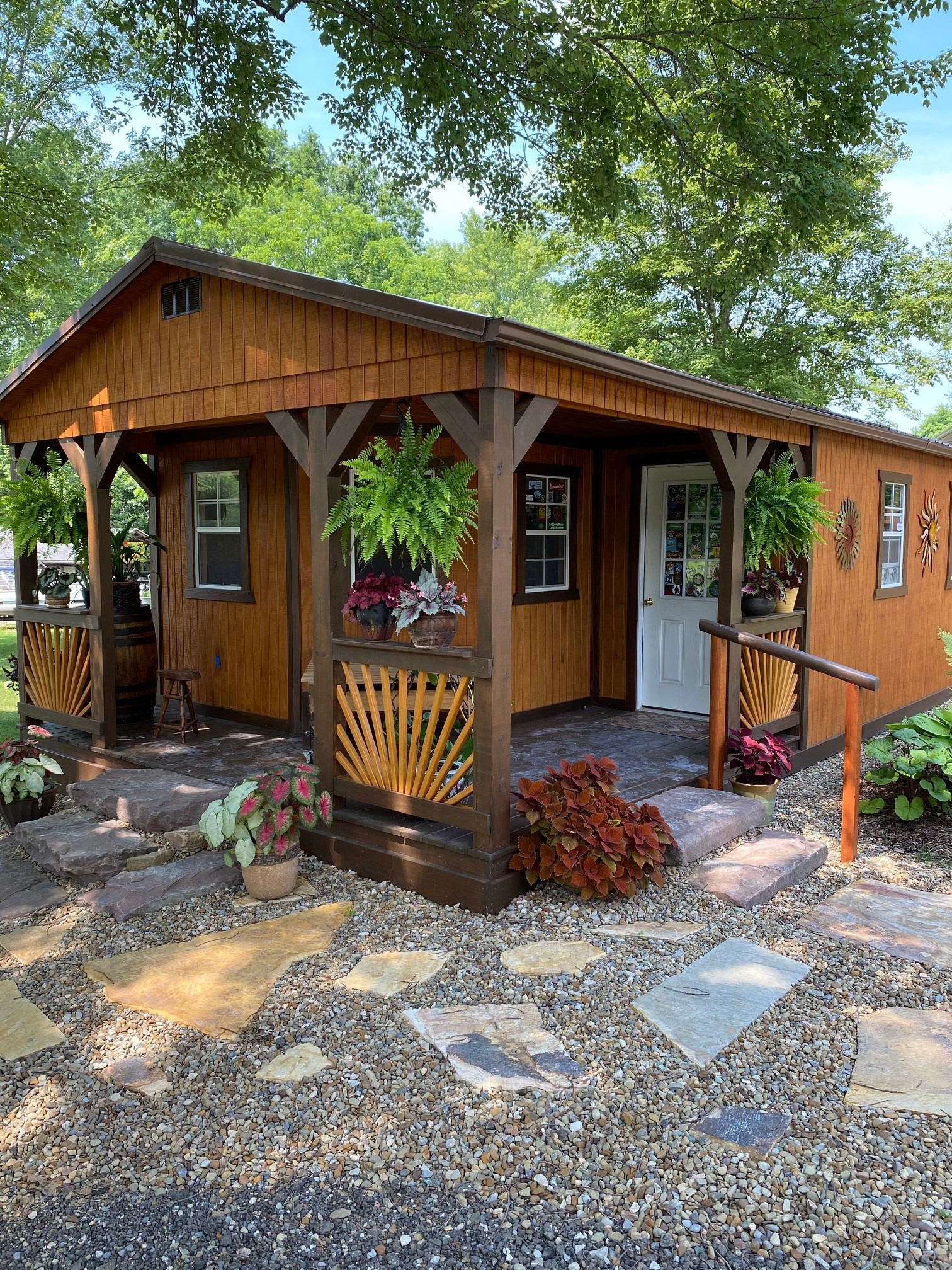 Deluxe Porch 6